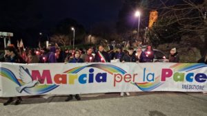 “Costruiamo la pace col dialogo, la guerra non ha mai risolto nulla”