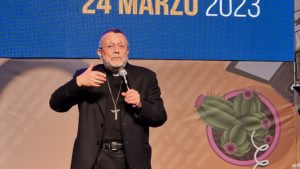 “Studenti, ascoltate con il cuore e cambierete la realtà!”