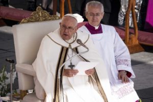Sinodo: “Per essere una Chiesa che guarda con misericordia l’umanità”