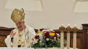 Giovani, siete il futuro della Chiesa: “Rendetela bella, santa e audace”