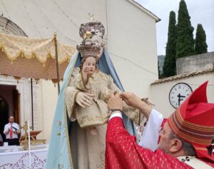 A Civitella Casanova un anno di festa per l’anniversario della consacrazione a Maria