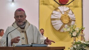 “Abbiamo bisogno d’incarnare una misericordia che viene dal Signore”