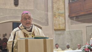 Domani l’arcivescovo Valentinetti aprirà il Giubileo nella diocesi