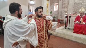 “Sono diacono per essere ponte tra la Chiesa e il popolo di Dio”